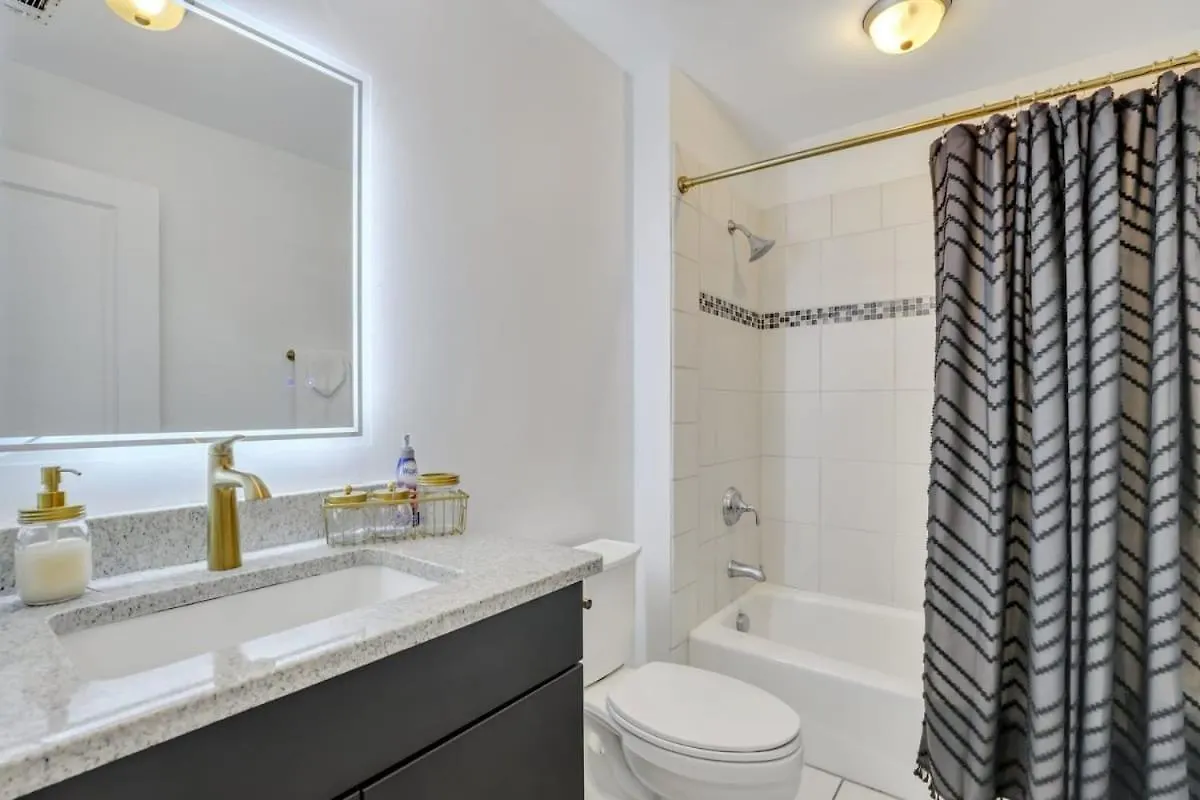 Lush Savannah Loft - Near Plant Riverside District 0*,  Ηνωμένες Πολιτείες της Αμερικής