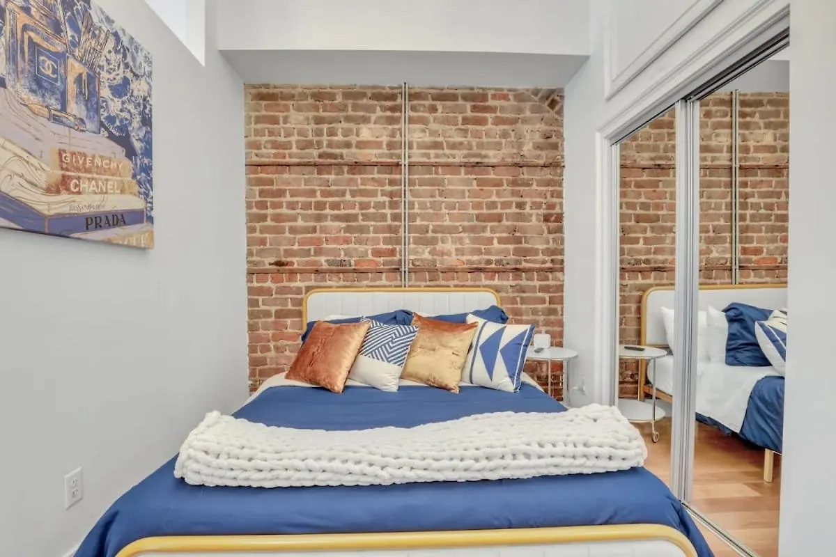 Lush Savannah Loft - Near Plant Riverside District Ηνωμένες Πολιτείες της Αμερικής
